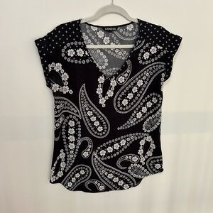 Express short sleeve blouse - black bandana pattern